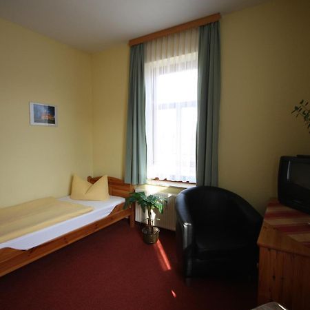 Pension Schmiedeschaenke Dresden Ruang foto