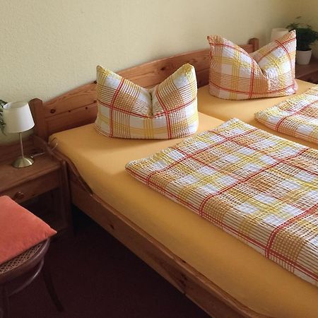 Pension Schmiedeschaenke Dresden Ruang foto